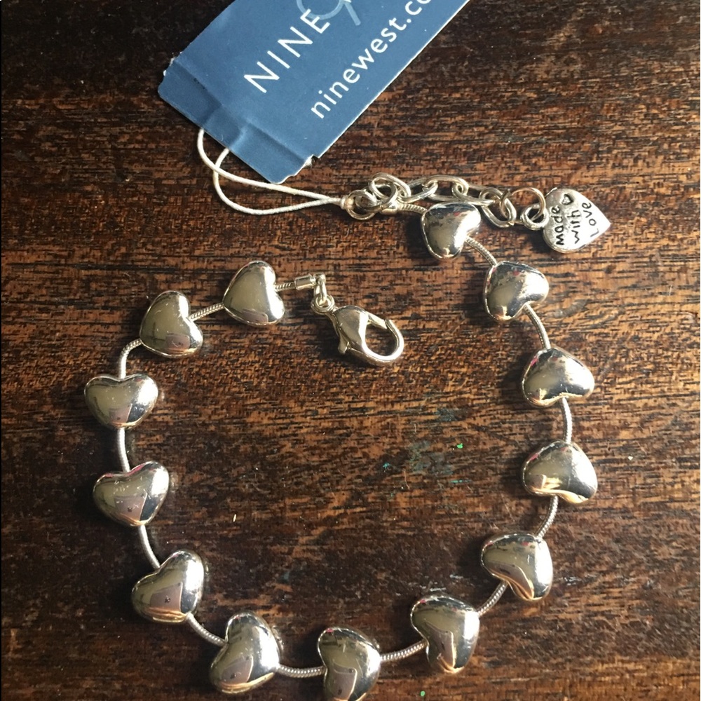 Nine West Silver heart bracelet - 8-1/2” NWT - Picture 1 of 5
